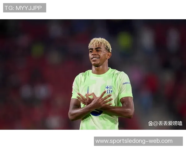 皇马球迷回应亚马尔嘲讽：明天让他们见识我们的实力